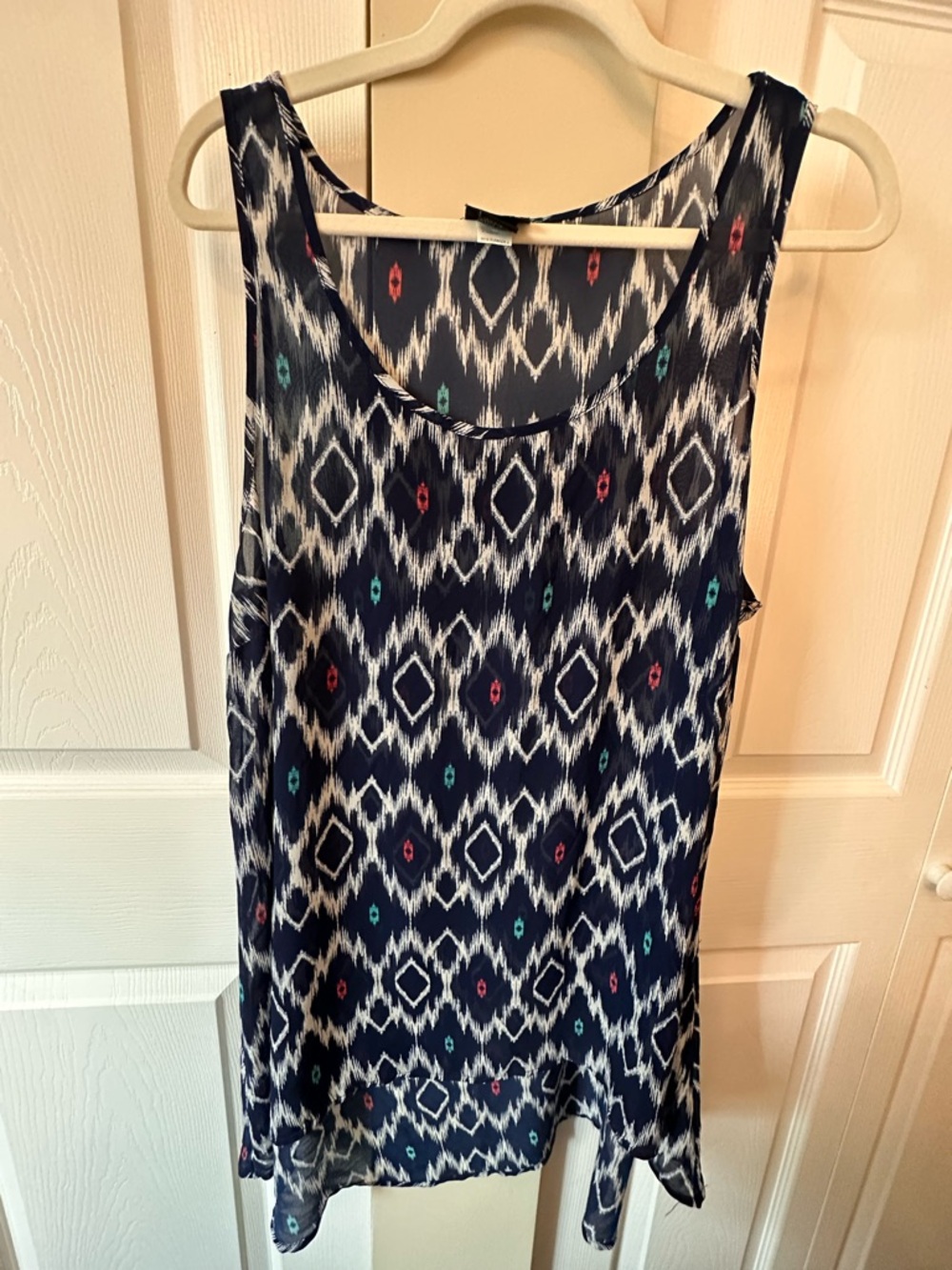 Women’s Torrid Size 1 Sheer Navy Ikat Sleeveless Top Teal & Pink Accents Sz:1X